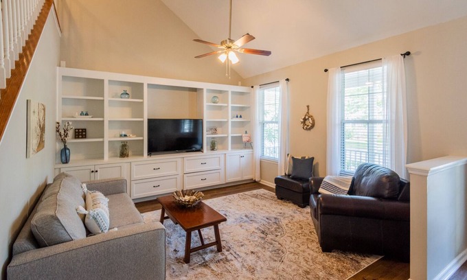 Old Town Bluffton House | Old Town Bluffton Retreat