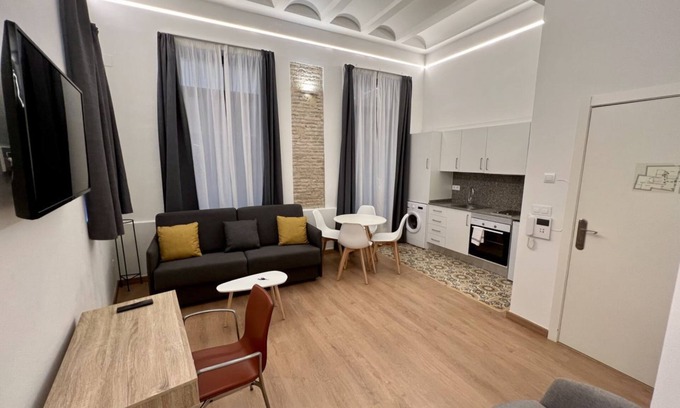 El Mercat House | Old Town Flats Casa Burguerini Ground Floor