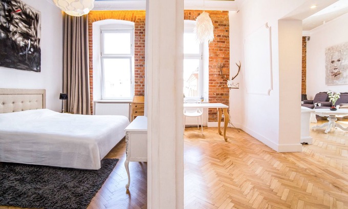Srodmiescie Apartment | Old Town - Green Apple - Highest Standard - 90 m2
