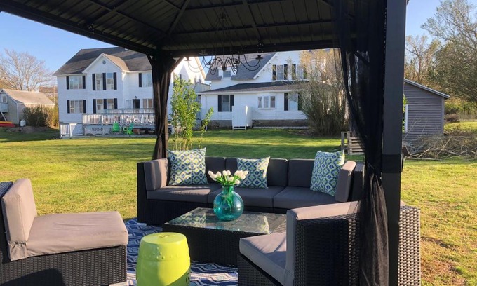 Block Island Hotel | Old Town Inn