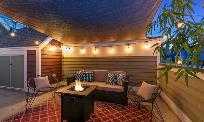 Old Town North House | Old Town North Jewel! Near Breweries and River!