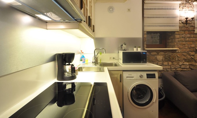 Balat Apartment | OLD VİNTAGE APARTMENT İN BALAT
