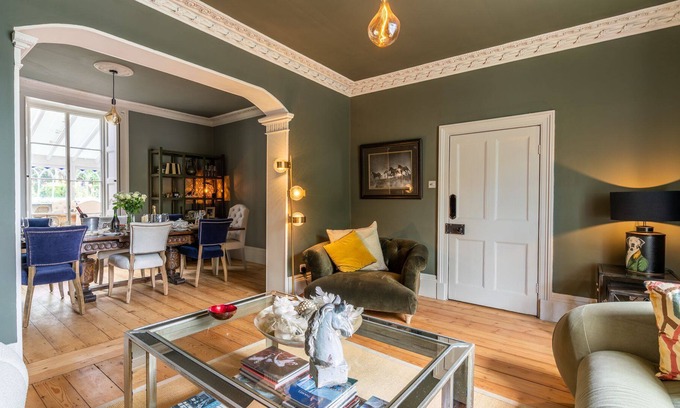Tetbury Cottage | Oldham House - stone's throw from the centre of Tetbury