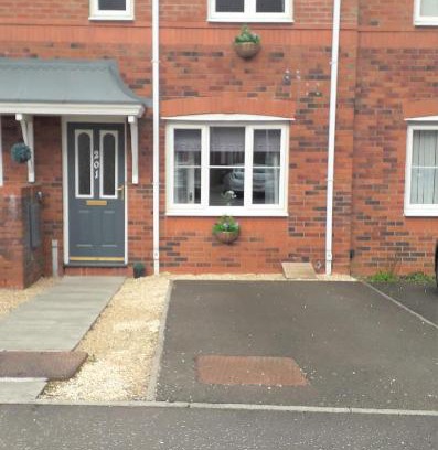 Livingston House | Oldwood Place Townhouse