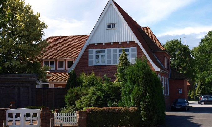 Hollern Apartment | Ole School - Ferienwohnung Steuerbord