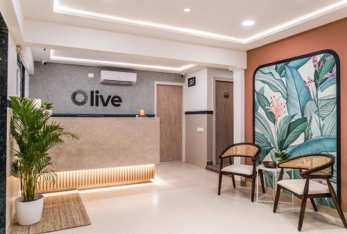 Vasanth Nagar Hotel | Olive Hotel Millers Road by Embassy Group