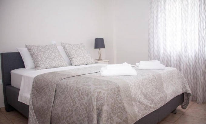 Kalamata Apartment | Olive House