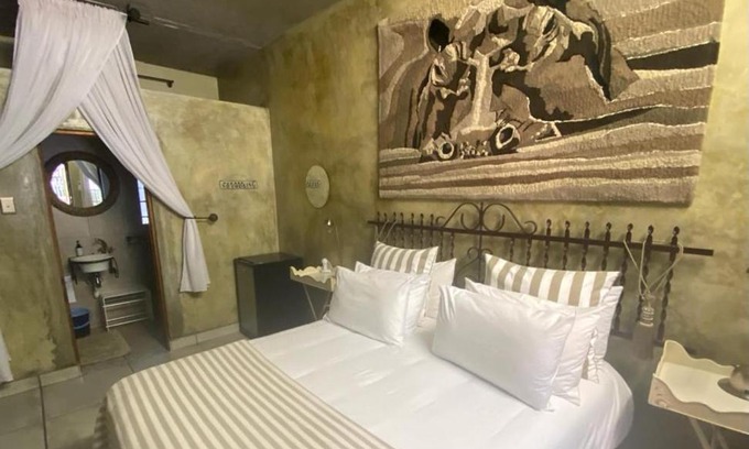 Gaborone House | Olive Leaves Guest House