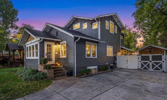 Old Town West House | Olive Place - Old Town Living!