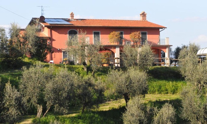 Cantagrillo Bed & Breakfast | Olivia B&B and Apartment
