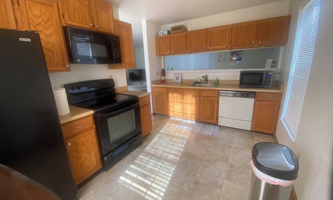 Middle River House | Olivia House - 3bd 1bth