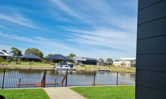 Seymour House | Olley's Place - Wellington Marina