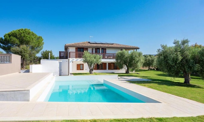 Dolianova Bed & Breakfast | Ollu e Stentu