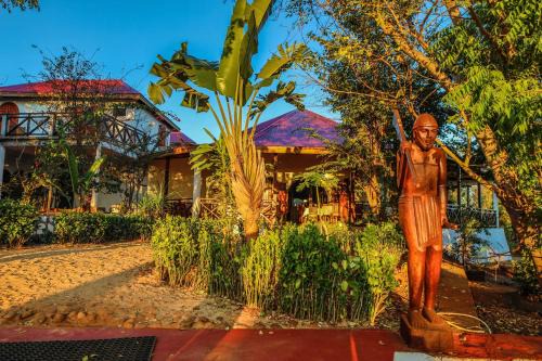 Bekopaka Resort | OLYMPE DE BEMARAHA