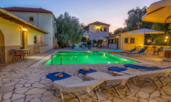 Makratika Apartment | Olympia Paxos Villas & Apartments