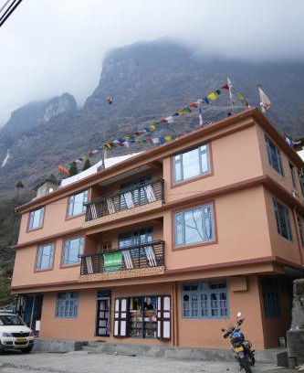 Lachung Hotel | Om Green Tortoise Lachung