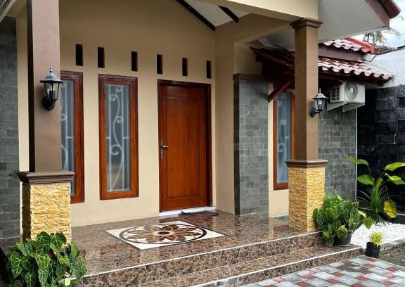 Kasihan Villa | Omah Pikatan Homestay