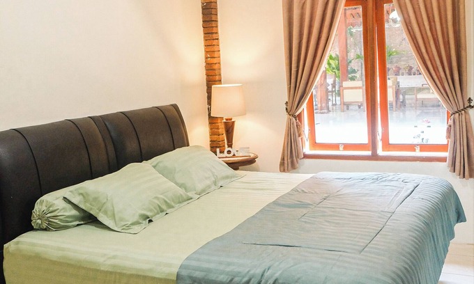 Sewon House | Omah Ralin Family Homestay with Spacious Joglo House