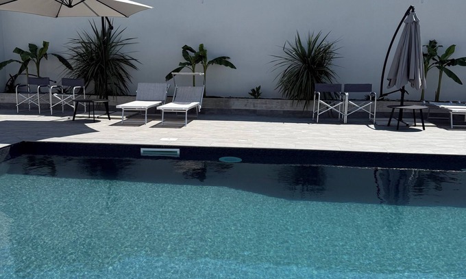Ortona Villa | Omai Suites - Repairs