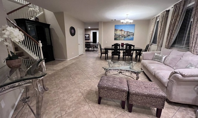 Temecula House | OMG WOW! LARGE 5BR/3BTH BBQ, POKER, TEMECULA WINERIES, CASINO, LAKE FUN & GAMES