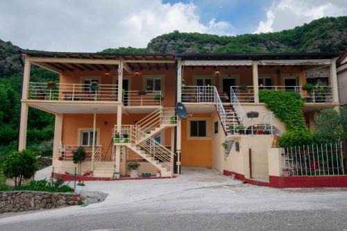 Karuc Apartment | Omni S Apartments
