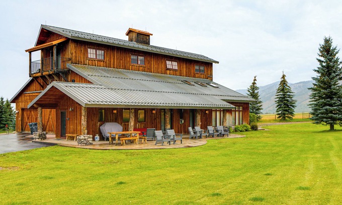 Bedford House | On 20 Scenic Acres: Mtn Retreat in Star Valley