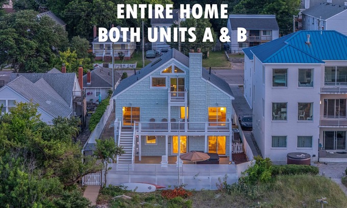 Bayview House | On Beach 5BD+7BA: Sauna|HotTub|Billards|FencedDeck