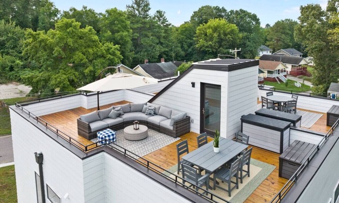 Durham House | On Cloud Durham + 2BR w/Rooftop Deck