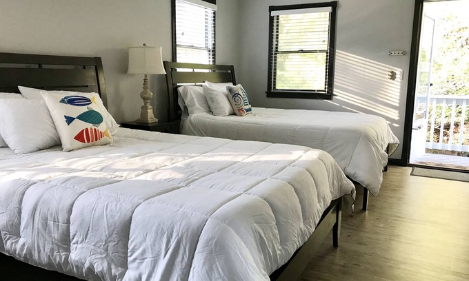 Nags Head Apartment | On Jockey Ridge State Park + Hot Tub & Center of OBX