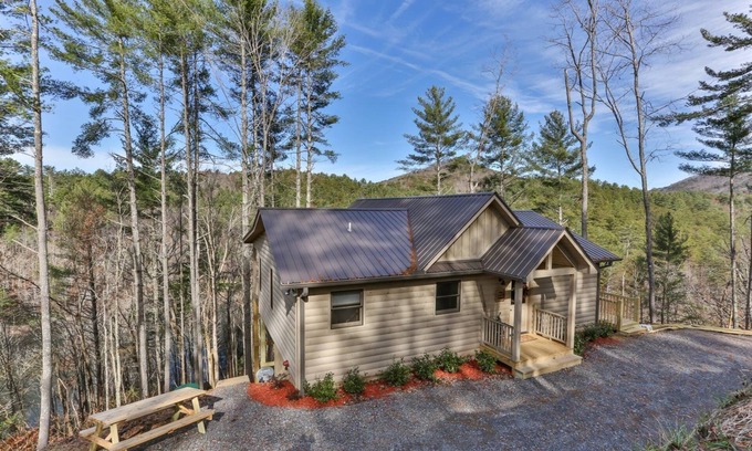 Cherry Log Cabin | On Lake Time | Cherry Log, GA