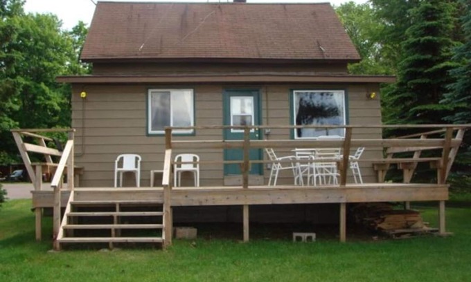 Phelps Cabin | On North Twin Lake- Northern Exposure Rentals "Eagle's Nest"