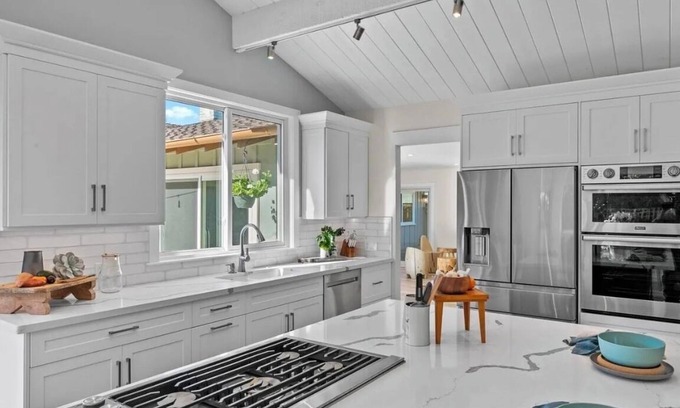 Quail Lodge House | On Quail Golf Course- Perfect for Car Show- 4-Bed- 4.5 Bath