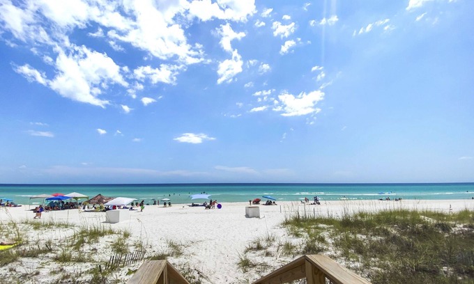 Inlet Beach Condo | On the Beach - 2 Br townhouse by RedAwning