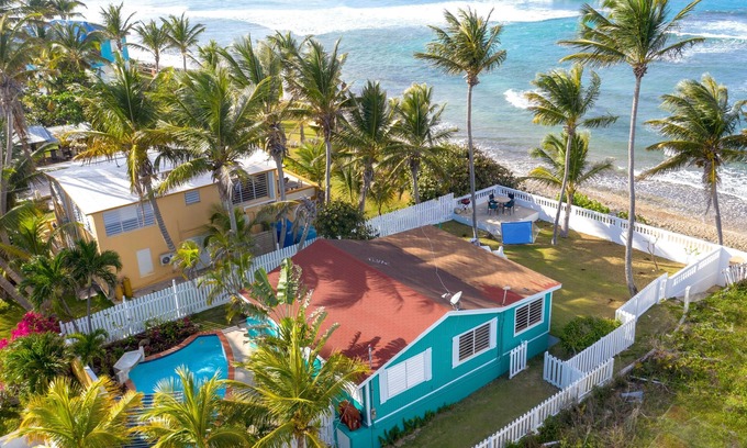 Bravos de Boston House | On the beach, a private pool, a house all to yourself.