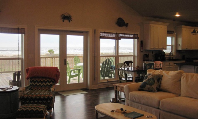 Grand Isle House | On The Beach Best Views On The Island. Constructed in 2015