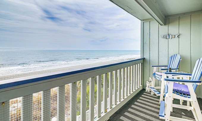 Surfside Beach Condo | On-The-Beach Escape: Oceanfront in Surfside!