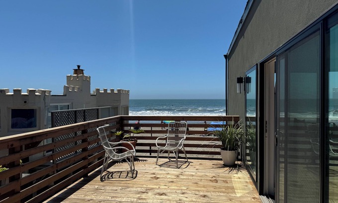 Stinson Beach House | On The Beach!