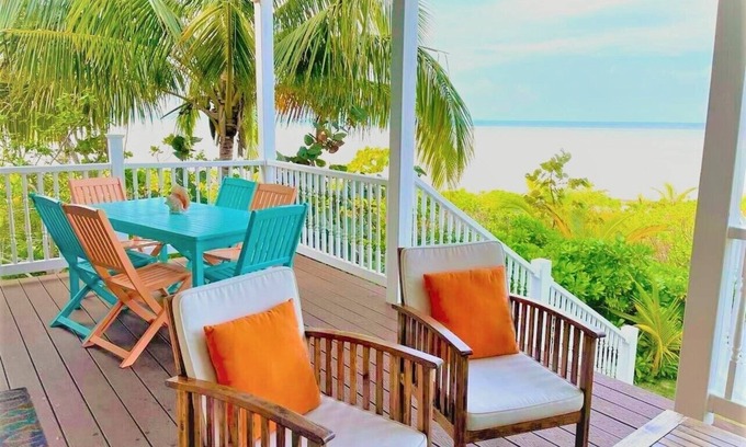 Spanish Wells Cottage | ON THE BEACH w/Kayaks, Paddleboard, Amazing Beach Views throughout
