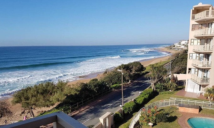 Umdloti Apartment | On the beach, your happy place!