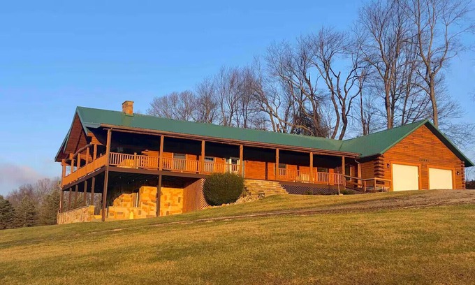 Bladensburg Cabin | On The Knob - Mohican Cabin Retreat