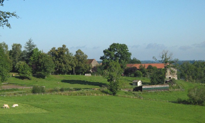 Voingt Cottage | on the last Auvergne volcano, discover the welcome at the farm