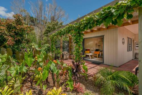 Whitianga Apartment | On the Point