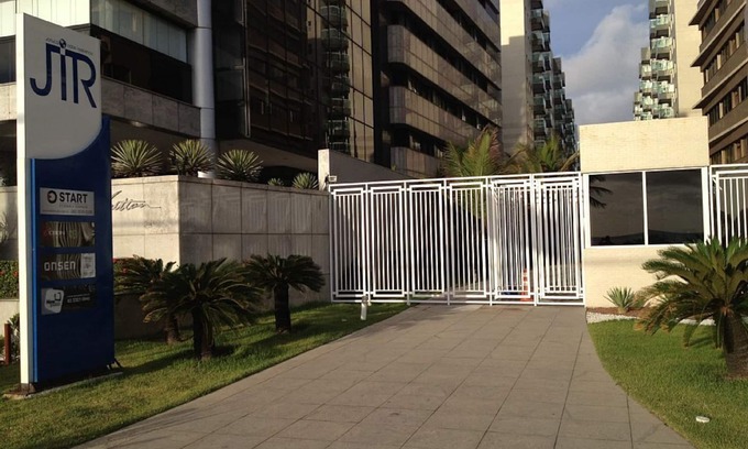 Jatiuca Apartment | On the seafront of Jatiúca in Cond. JTR. Apt. 2/4 accommodates 4 or more people