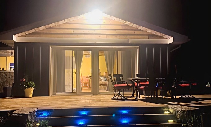 Kingsville Cottage | Once crowds subside, Pelee Migration comes alive!