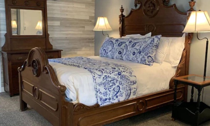 Wallingford Center House | Once the old Schools house now a newly furnished Apartment