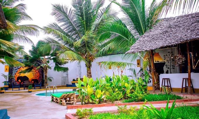 Nungwi Bed & Breakfast | Ondo House