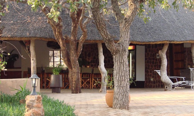 Okaukuejo House | Onduri Lodge - In Okaukuejo