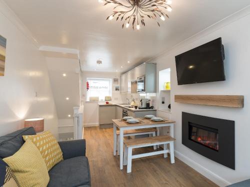 Staithes House | One Beckside Cottage