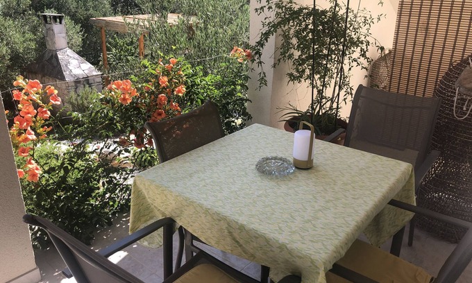 Kozarica Apartment | One bedroom apartment near beach Kozarica, Mljet (A-4950-c)