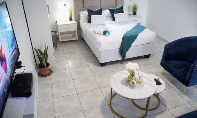 Goodwood Cottage | One bedroom apartment